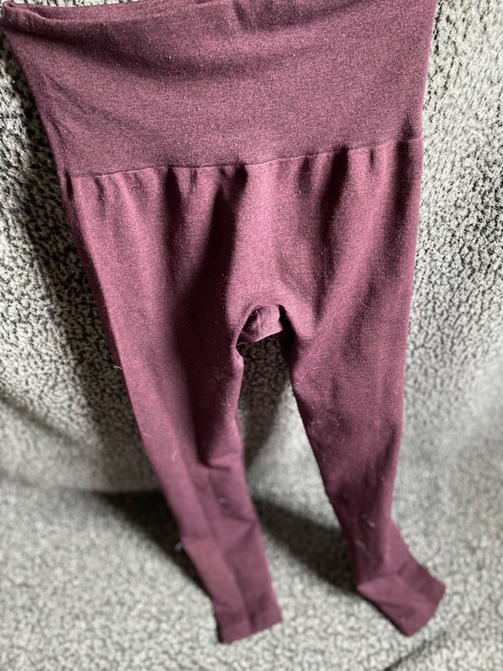 Warner's High-Waist Leggings in Deep Plum